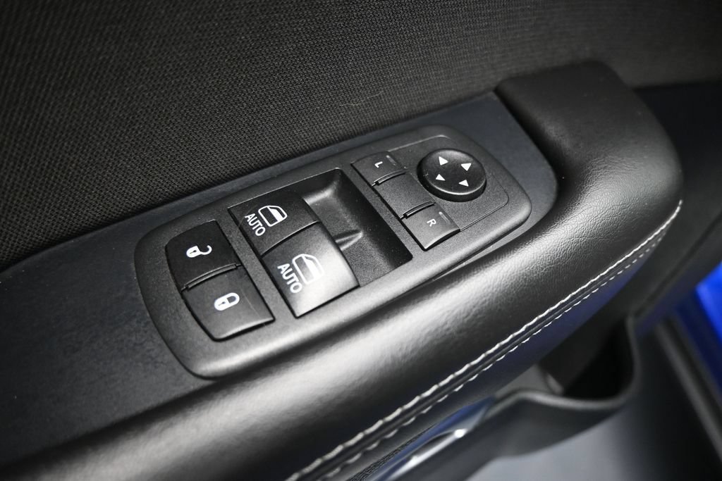 Used 2020 Dodge Challenger R/T Scat Pack RWD image 11