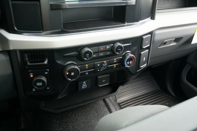 New 2026 Ford F250 XL image 22