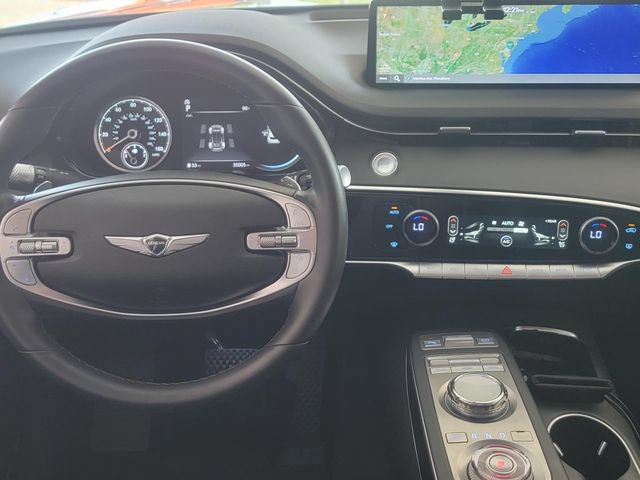 Used 2025 Genesis GV70 2.5T AWD/4WD image 15