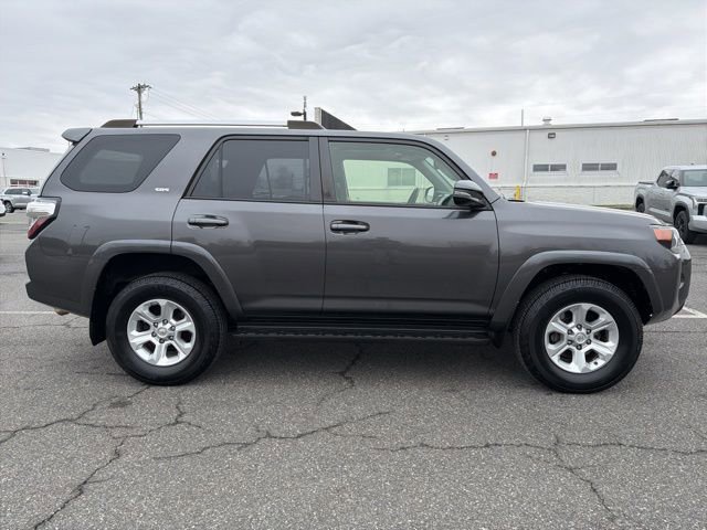 Used 2019 Toyota 4Runner SR5 Premium image 10