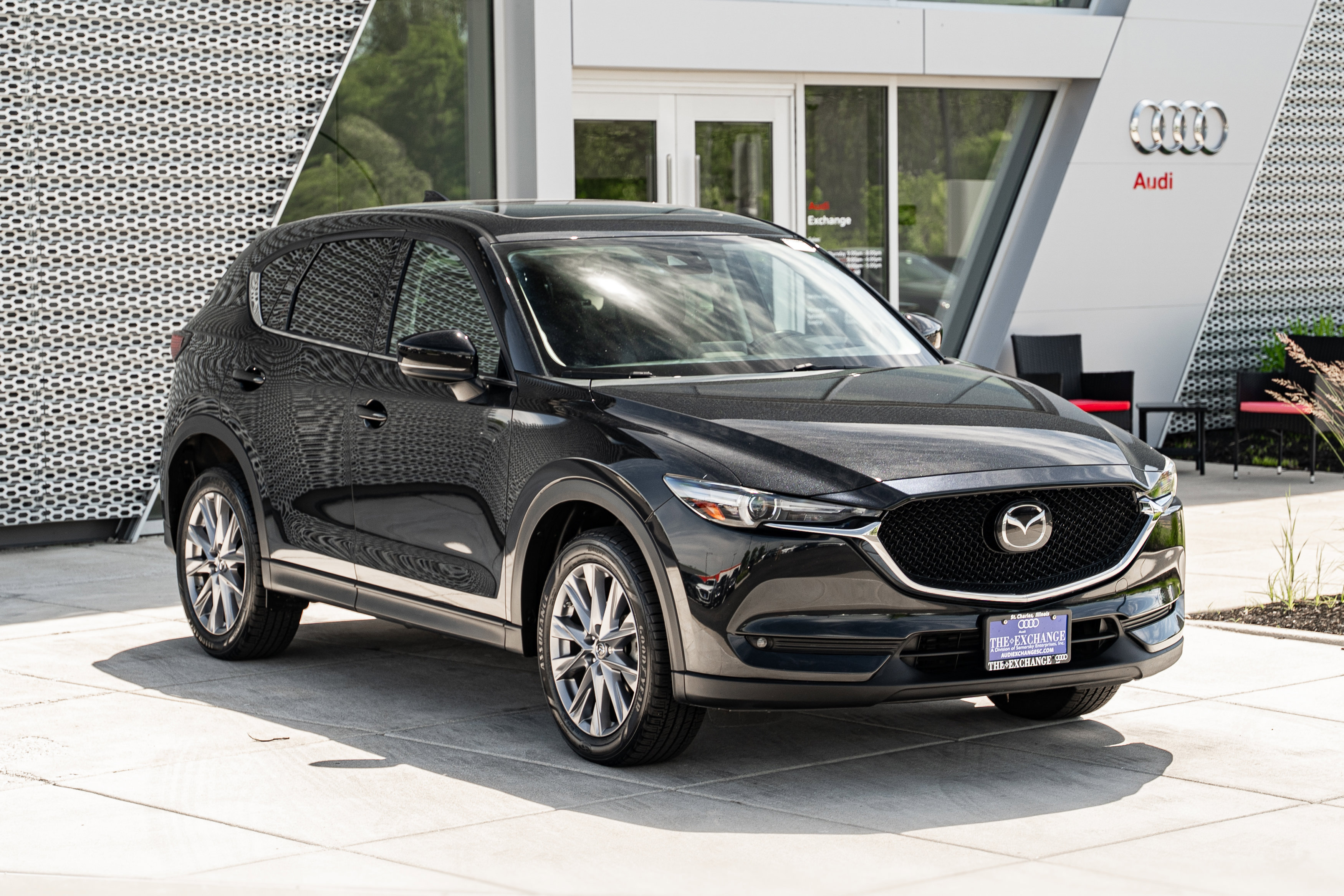 Used 2019 MAZDA CX-5 Grand Touring w/ GT Premium Package AWD/4WD image 2