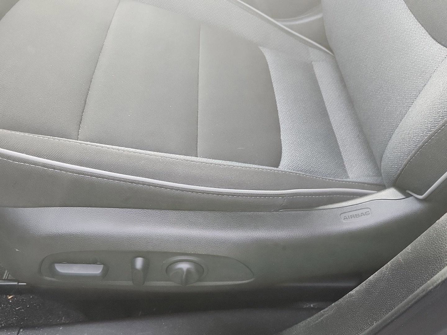 Used 2022 Chevrolet TrailBlazer LT w/ Convenience Package FWD image 10