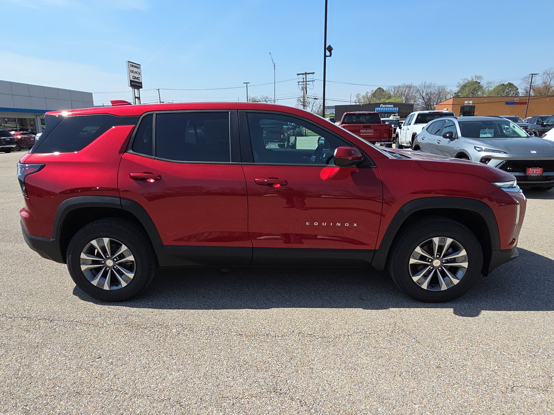 New 2026 Chevrolet Equinox LT w/ Convenience Package II image 9