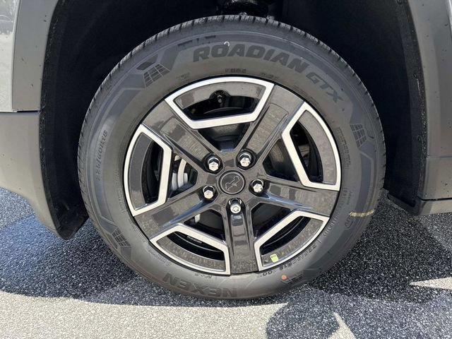 New 2026 Jeep Cherokee Laredo AWD/4WD image 32
