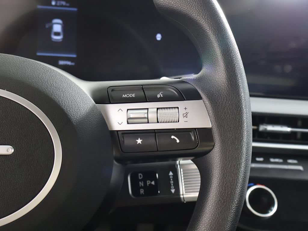 Used 2025 Hyundai Sonata SEL FWD image 42