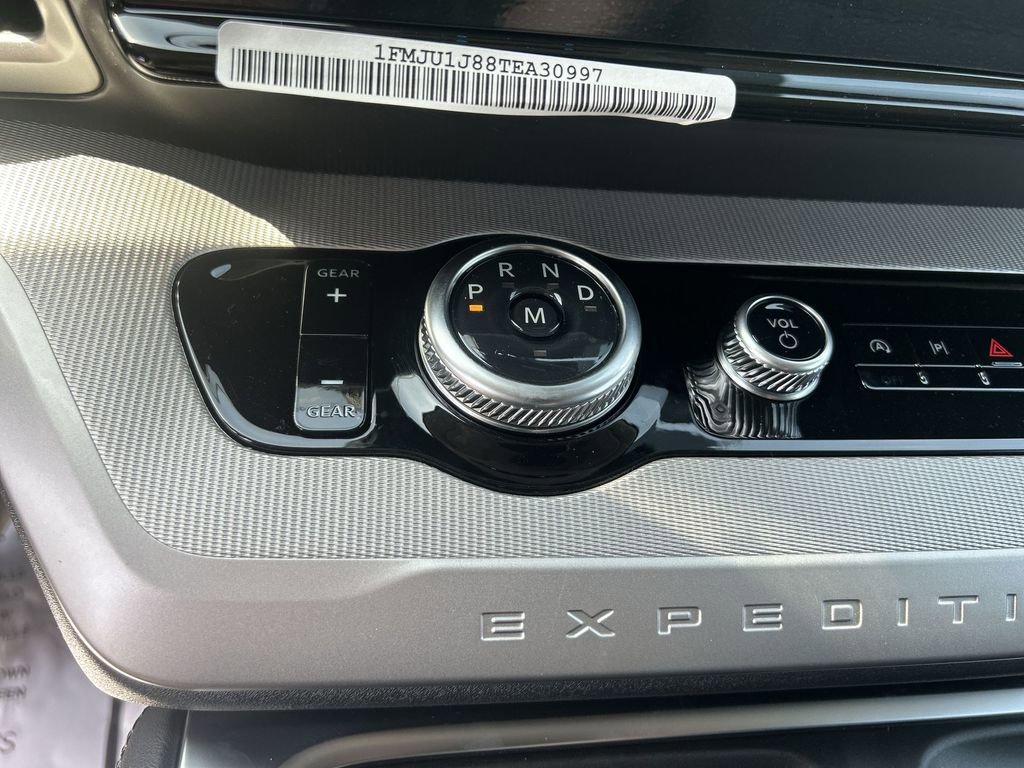 New 2026 Ford Expedition Active image 26