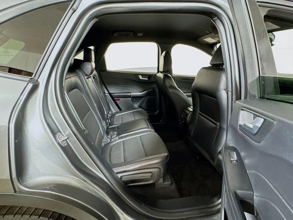 Used 2025 Ford Escape ST-Line AWD/4WD image 23
