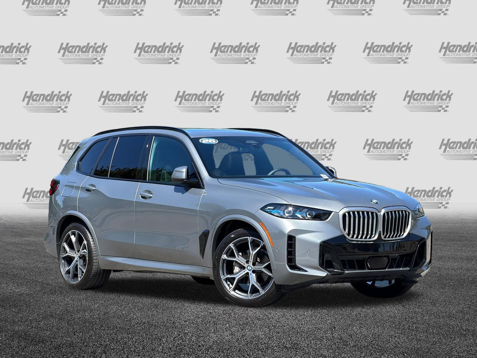 Used 2026 BMW X5 xDrive40i w/ M Sport Package AWD/4WD image 2