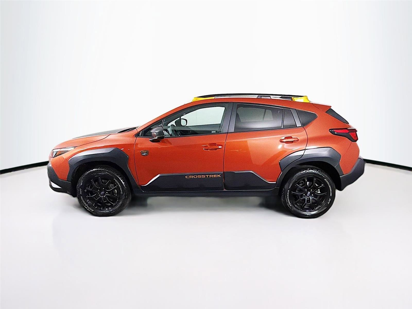 Used 2024 Subaru Crosstrek 2.5i Wilderness w/ Crosstrek Mirror Package AWD/4WD image 4