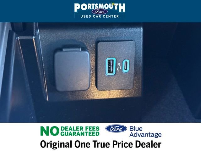 Used 2022 Ford Explorer XLT w/ Equipment Group 202A image 17