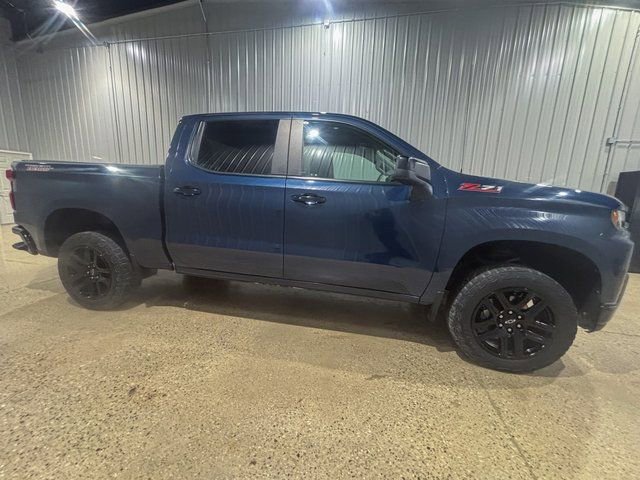 Used 2021 Chevrolet Silverado 1500 LT Trail Boss w/ Bed Protection Package image 8