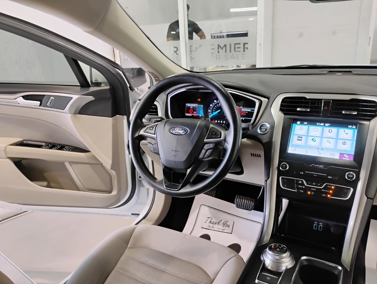 Used 2019 Ford Fusion SE image 37