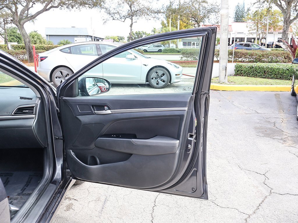 Used 2020 Hyundai Elantra SEL w/ Cargo Package (C1) image 21