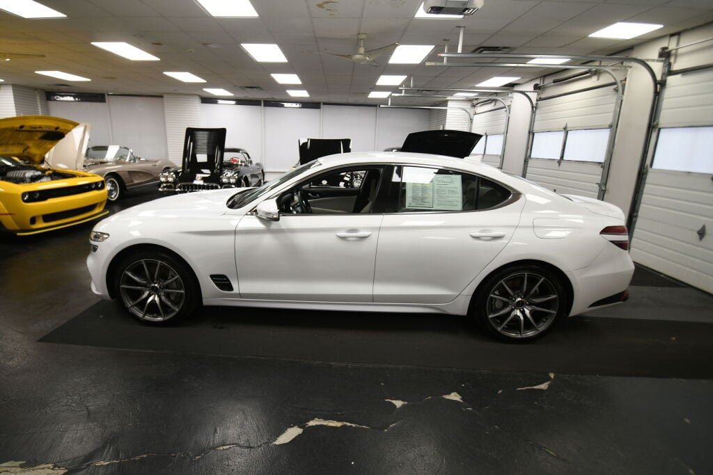 Used 2025 Genesis G70 2.5T AWD/4WD image 5