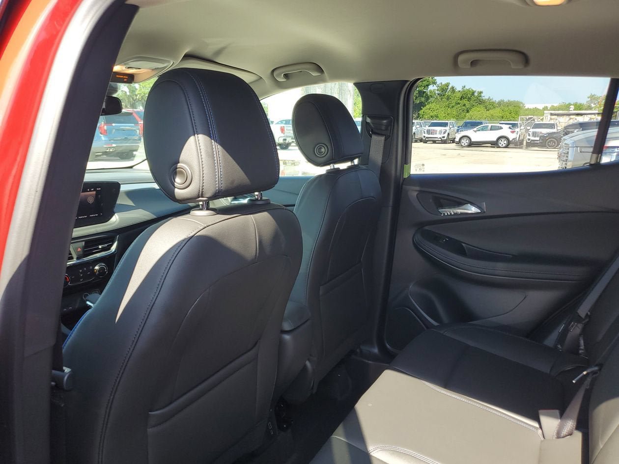 New 2026 Buick Encore GX Sport Touring FWD image 9