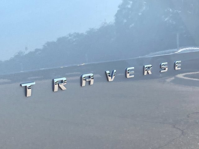 Used 2023 Chevrolet Traverse LT FWD image 30