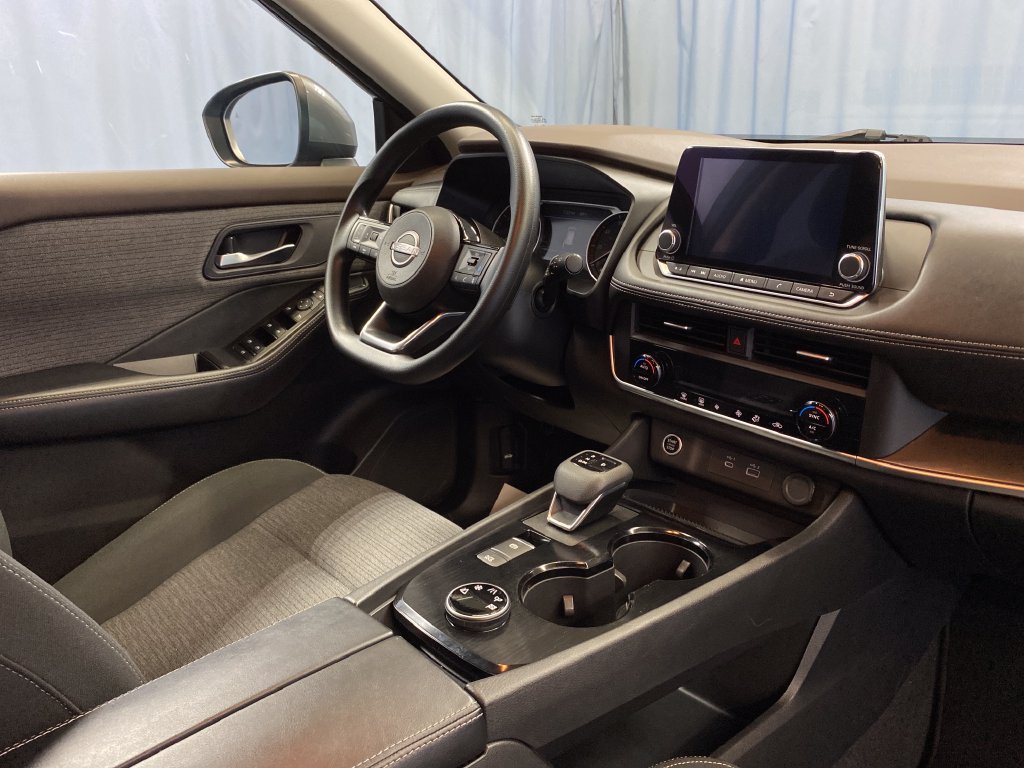 Used 2023 Nissan Rogue SV AWD/4WD image 41