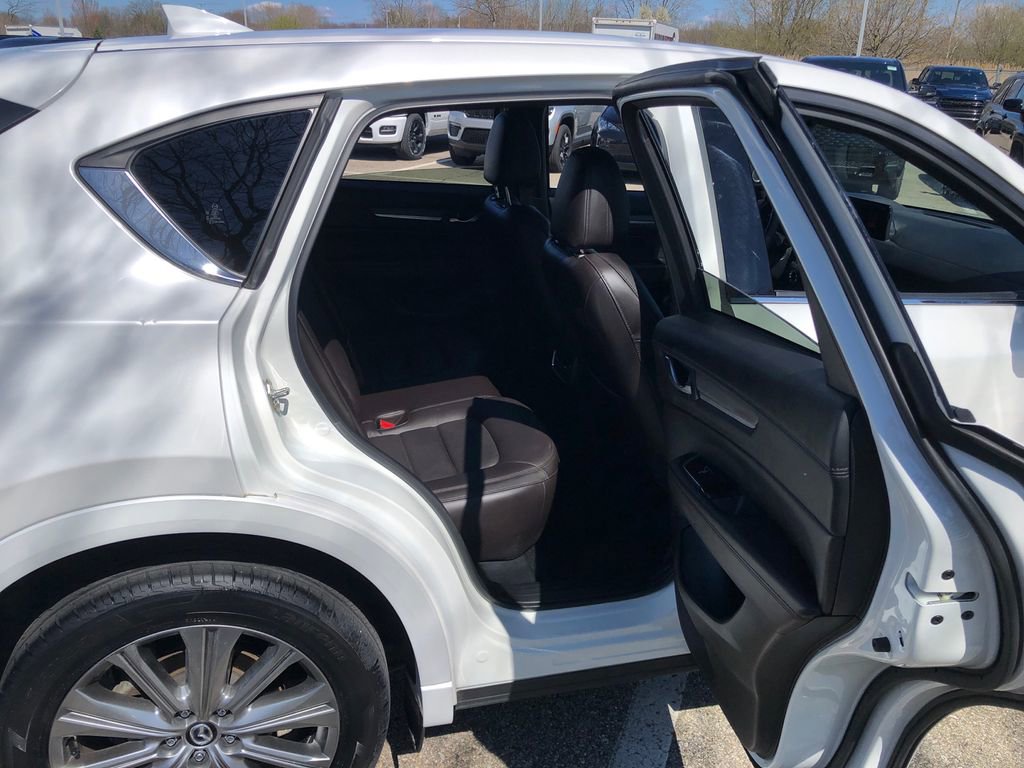Used 2023 MAZDA CX-5 Signature image 25