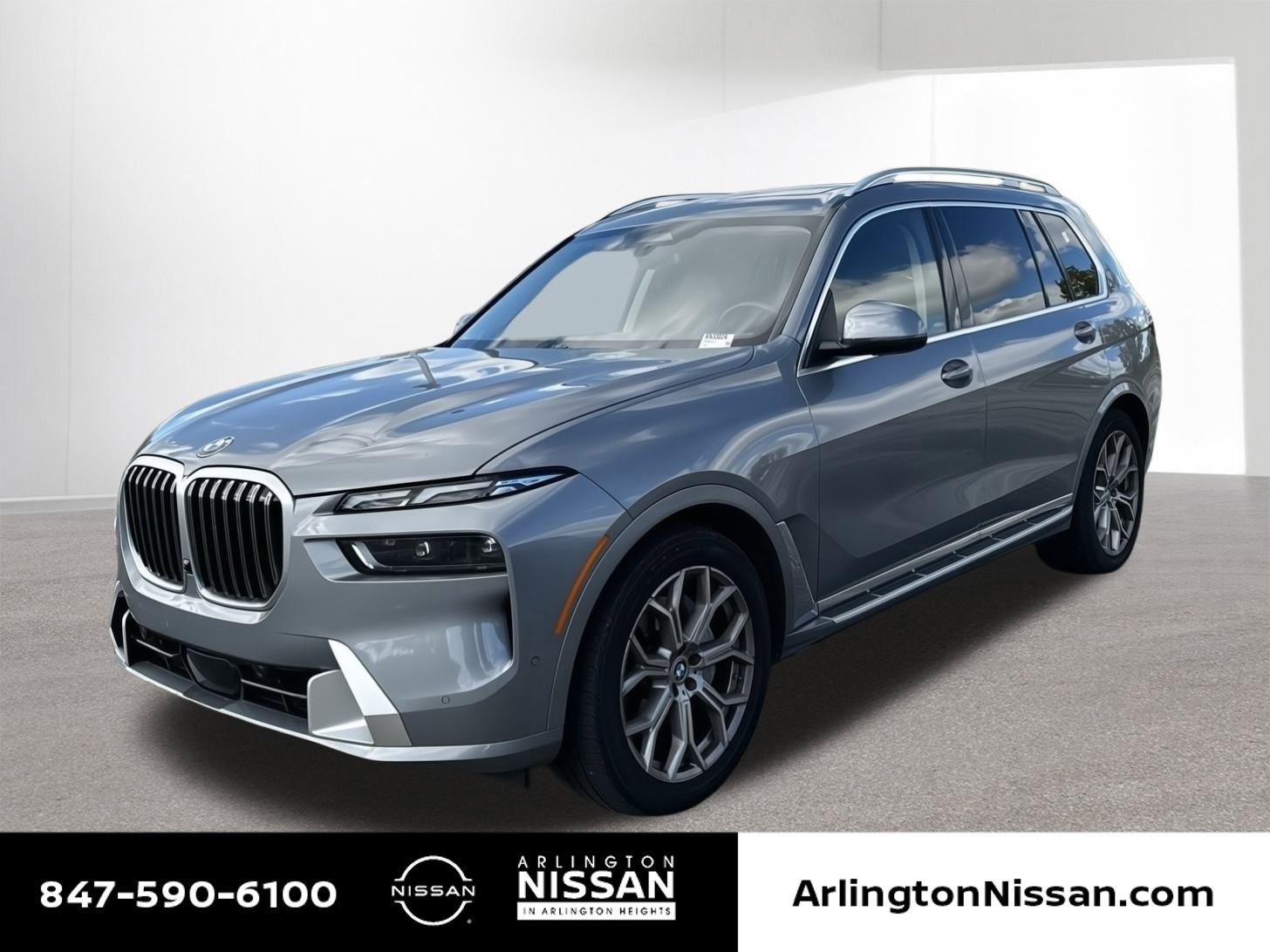 Used 2025 BMW X7 xDrive40i image 1