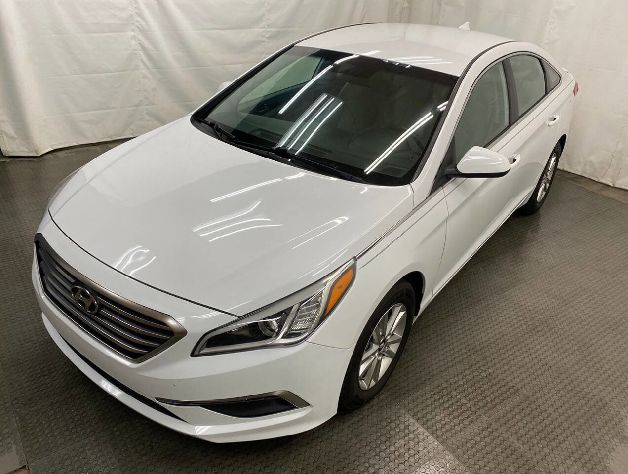 Used 2015 Hyundai Sonata SE FWD image 5
