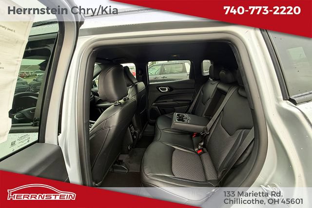 New 2026 Jeep Compass Latitude AWD/4WD image 25