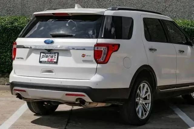 Used 2016 Ford Explorer Limited image 11