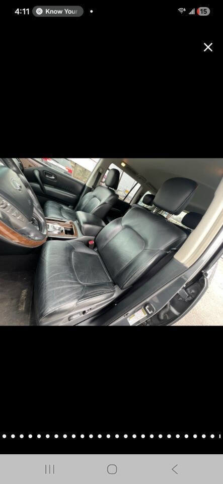 Used 2017 INFINITI QX80 Base AWD 4dr SUV image 9