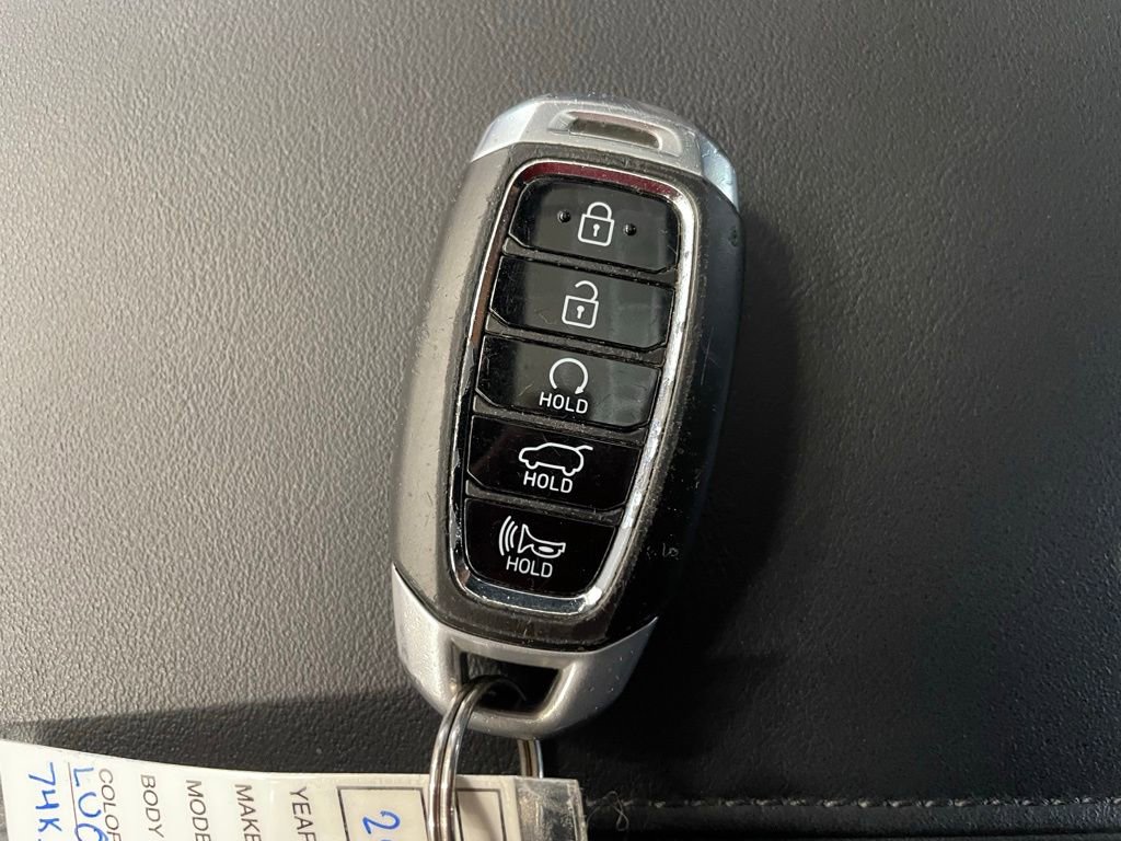 Used 2020 Hyundai Palisade Limited image 18