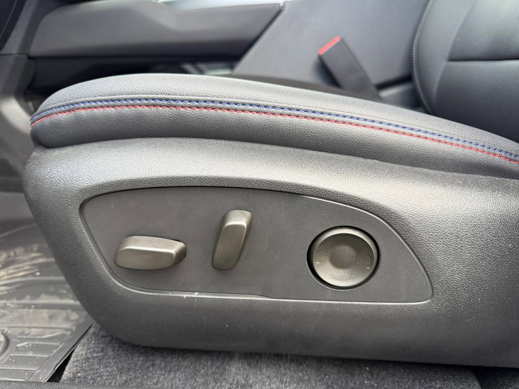 New 2026 Chevrolet Equinox EV RS image 10