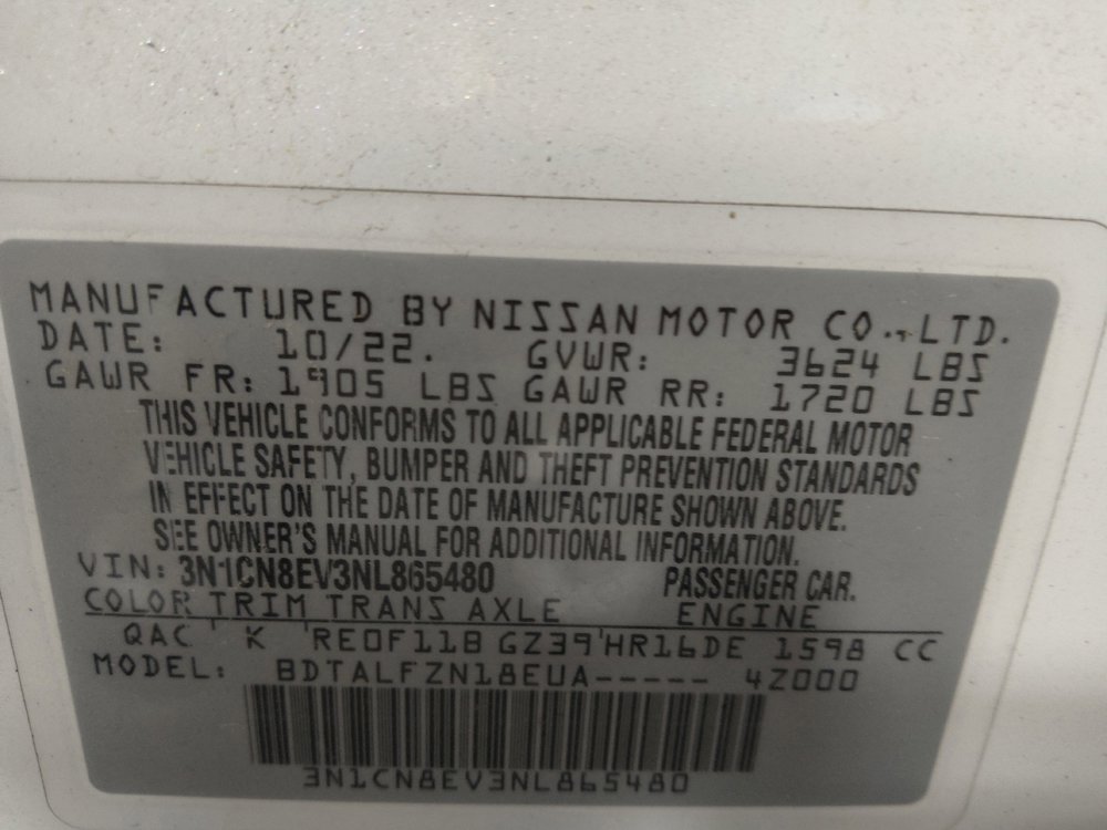 Used 2022 Nissan Versa SV w/ Trunk Package FWD image 33