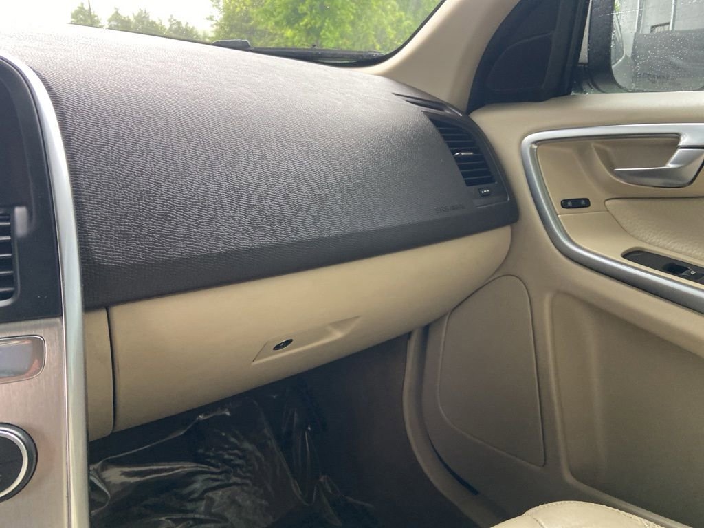 Used 2012 Volvo XC60 3.2 FWD image 28