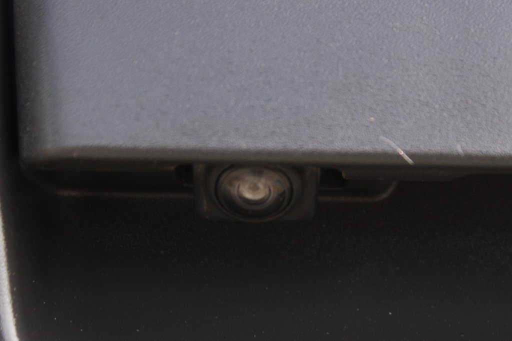 Used 2020 Nissan Frontier SV image 33