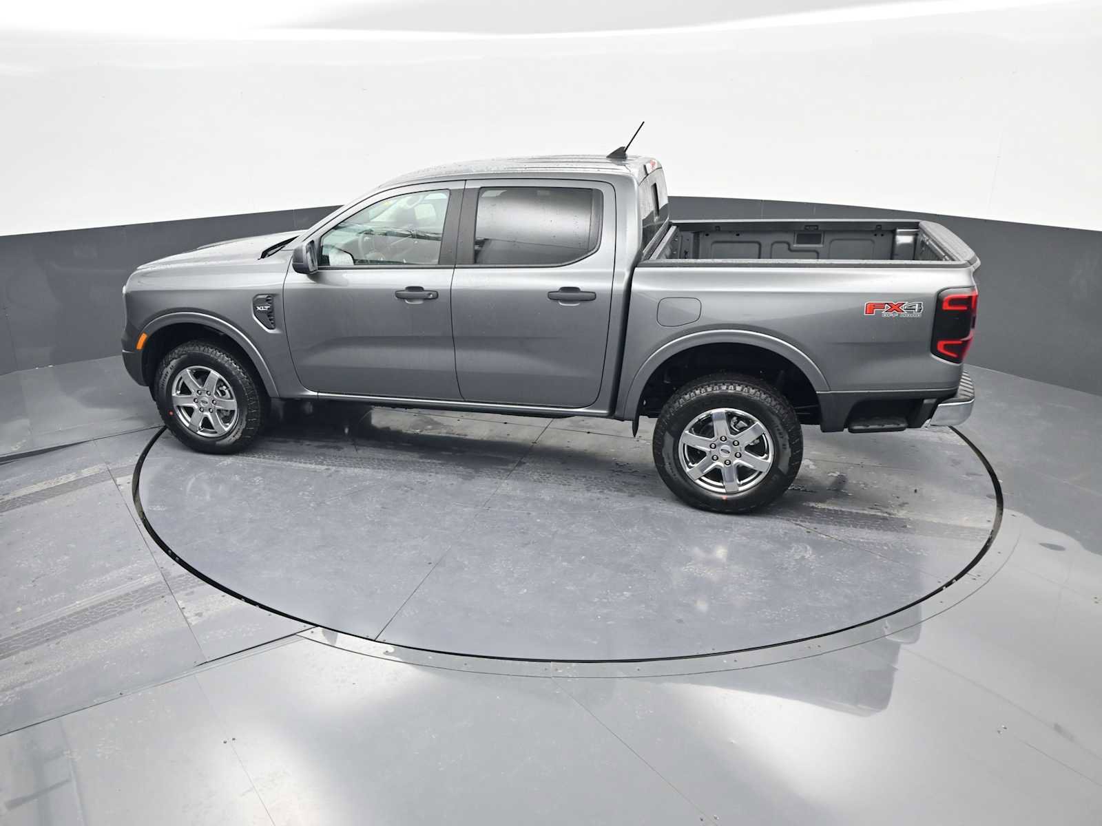 New 2025 Ford Ranger XLT w/ Equipment Group 301A High image 58