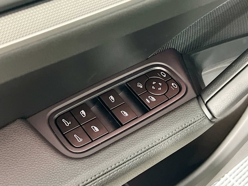 New 2026 Porsche Cayenne AWD/4WD image 20