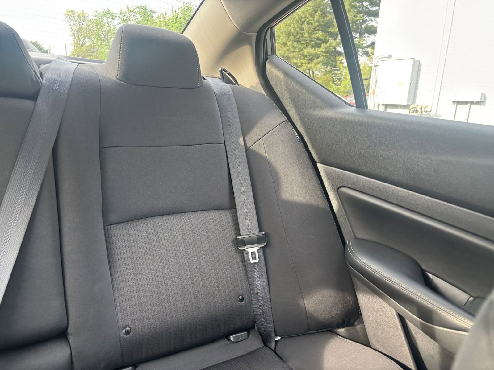 Used 2025 Nissan Altima 2.5 SV image 36