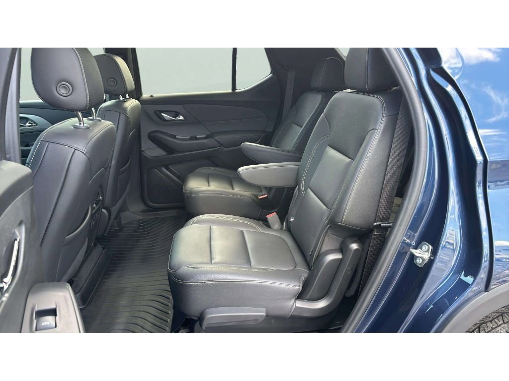 Certified 2023 Chevrolet Traverse LT w/ LT Premium Package AWD/4WD image 13