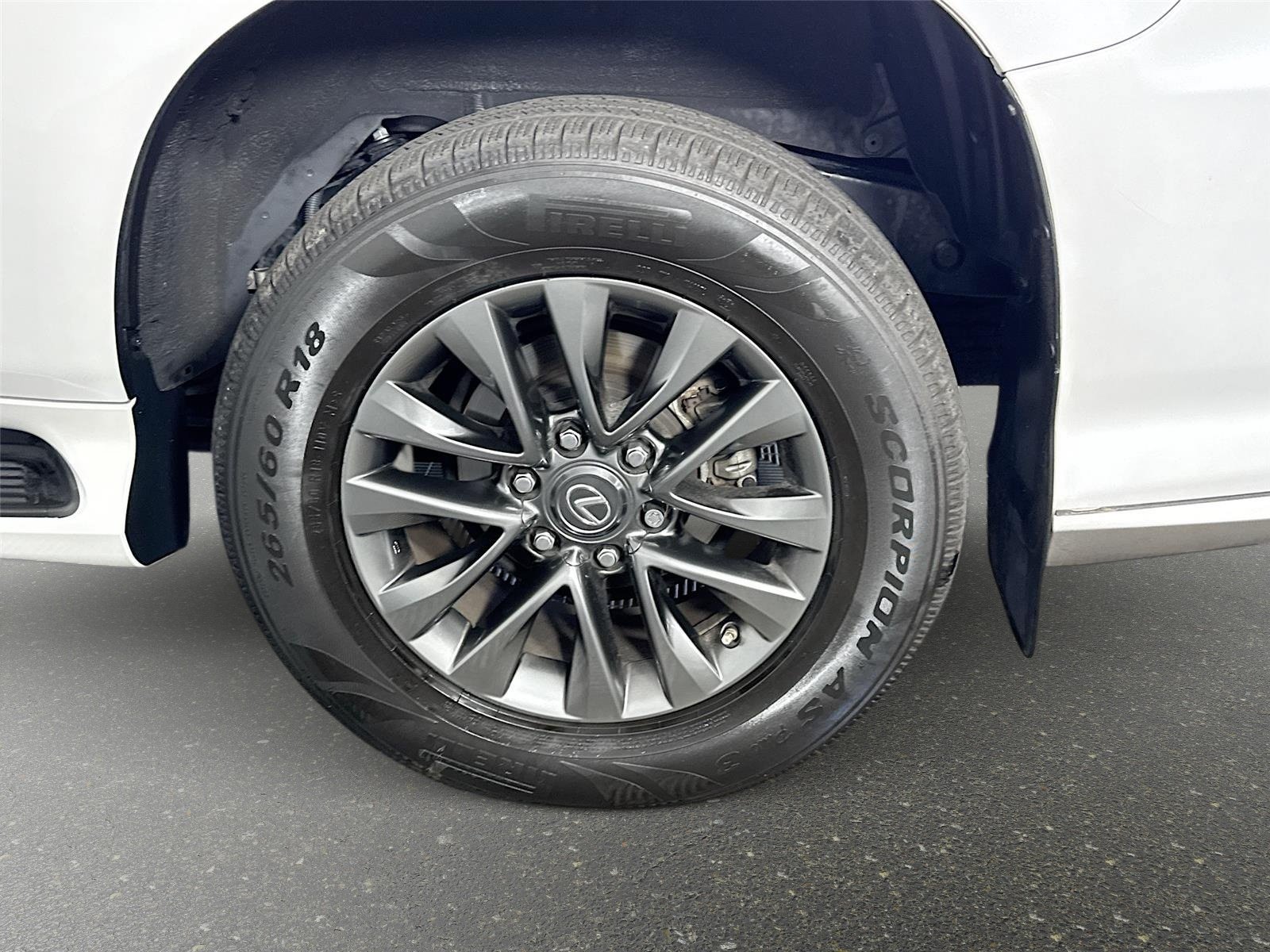 Used 2017 Lexus GX 460 Luxury AWD/4WD image 31