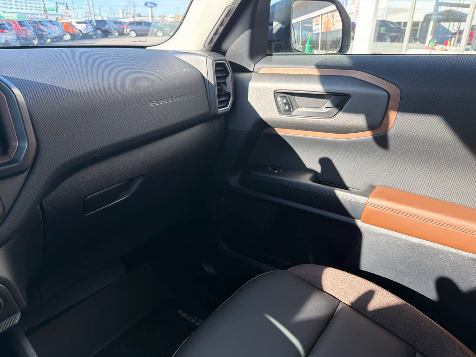 Used 2025 Ford Bronco Sport Outer Banks w/ Outer Banks Tech Package+ image 36