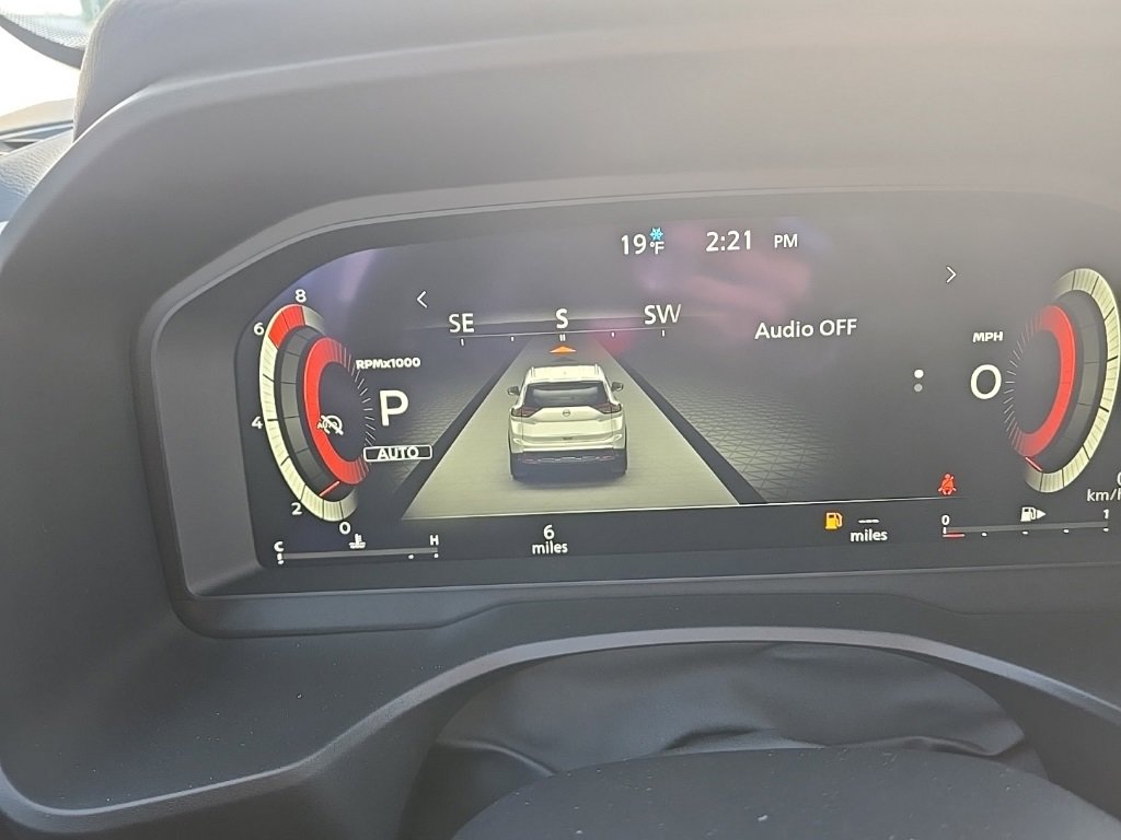 New 2026 Nissan Rogue Platinum image 14