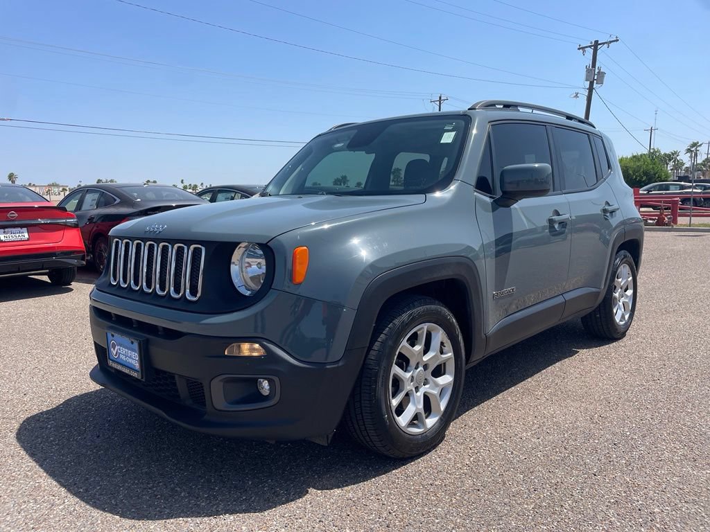 Used 2018 Jeep Renegade Latitude FWD video 3