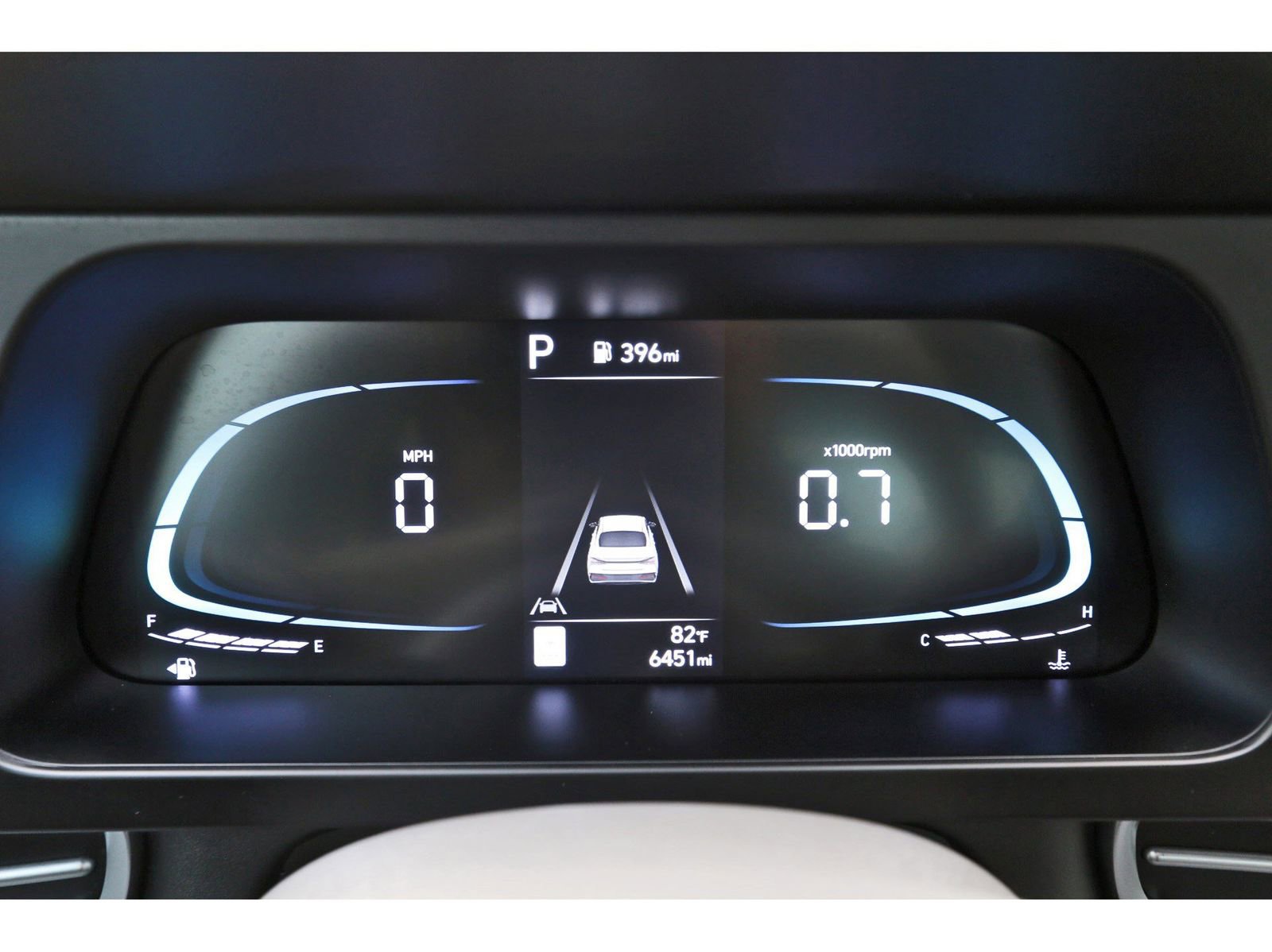 Certified 2025 Hyundai Elantra Sport FWD image 16