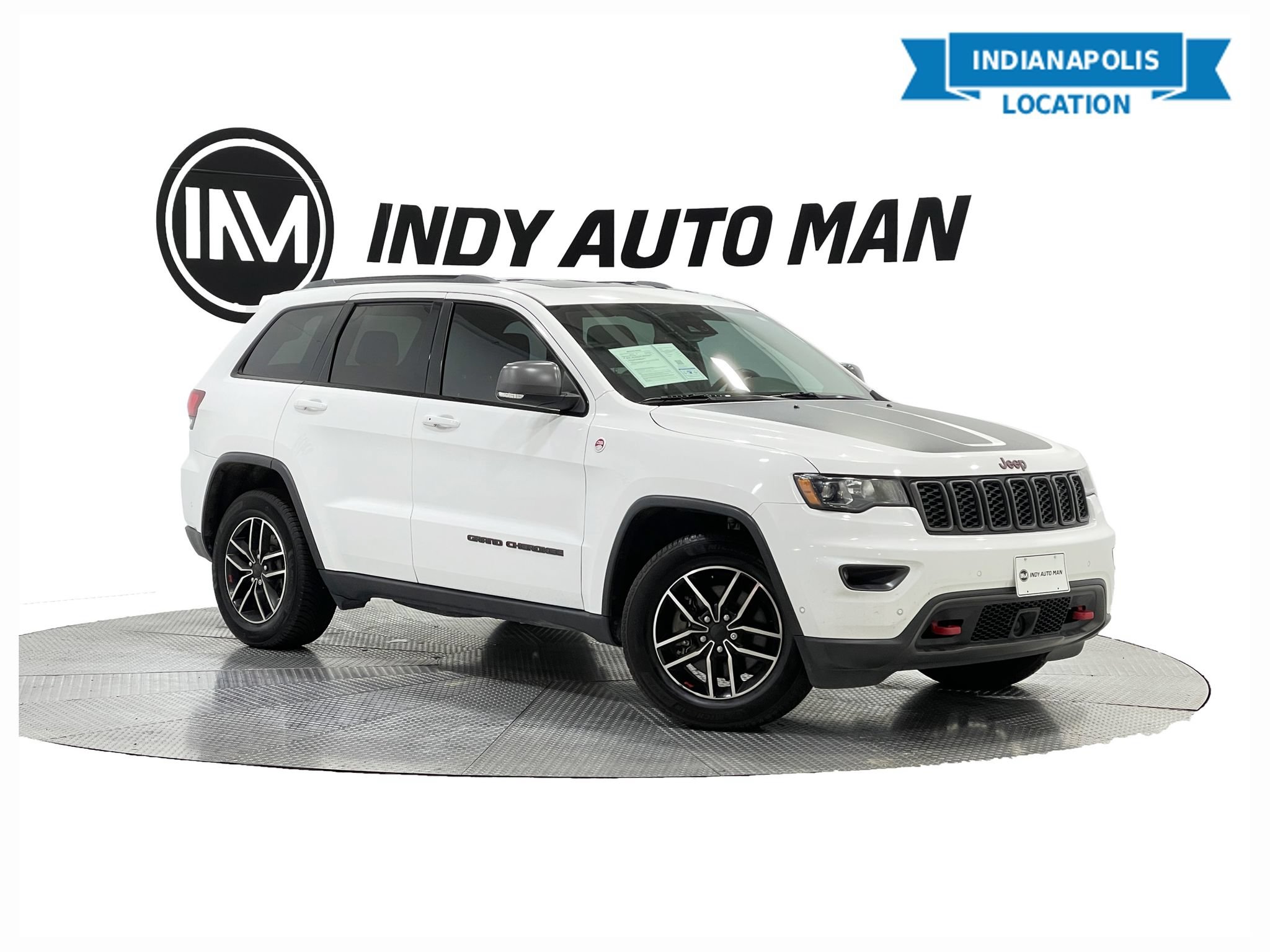 Used 2019 Jeep Grand Cherokee Trailhawk AWD/4WD image 1