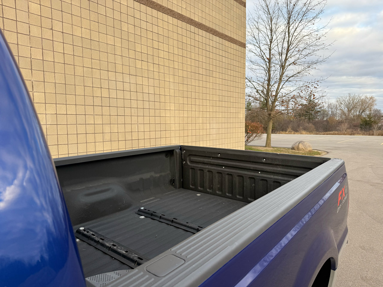 Used 2003 Ford F250 Lariat image 25