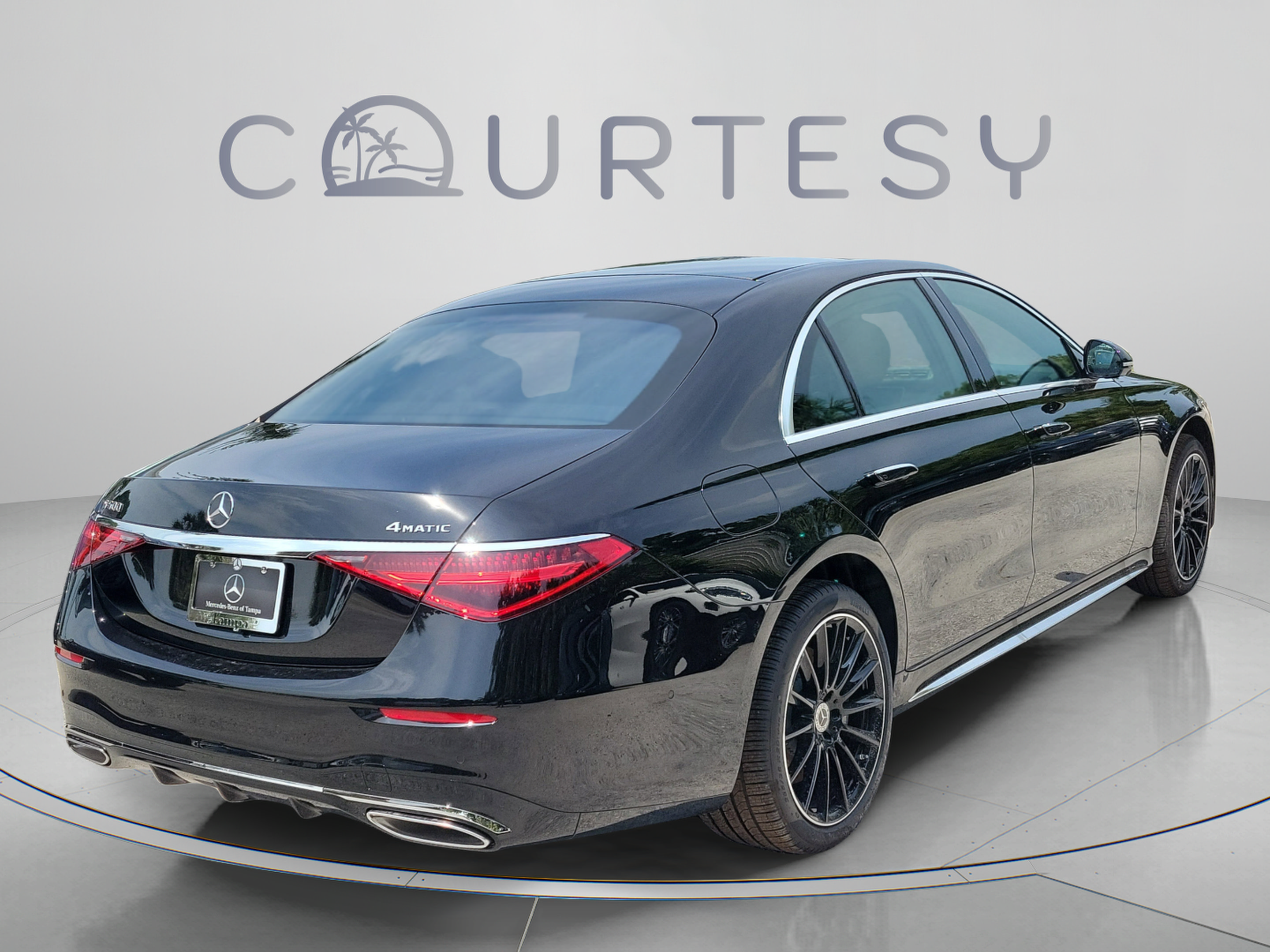 New 2026 Mercedes-Benz S 500 4MATIC image 3