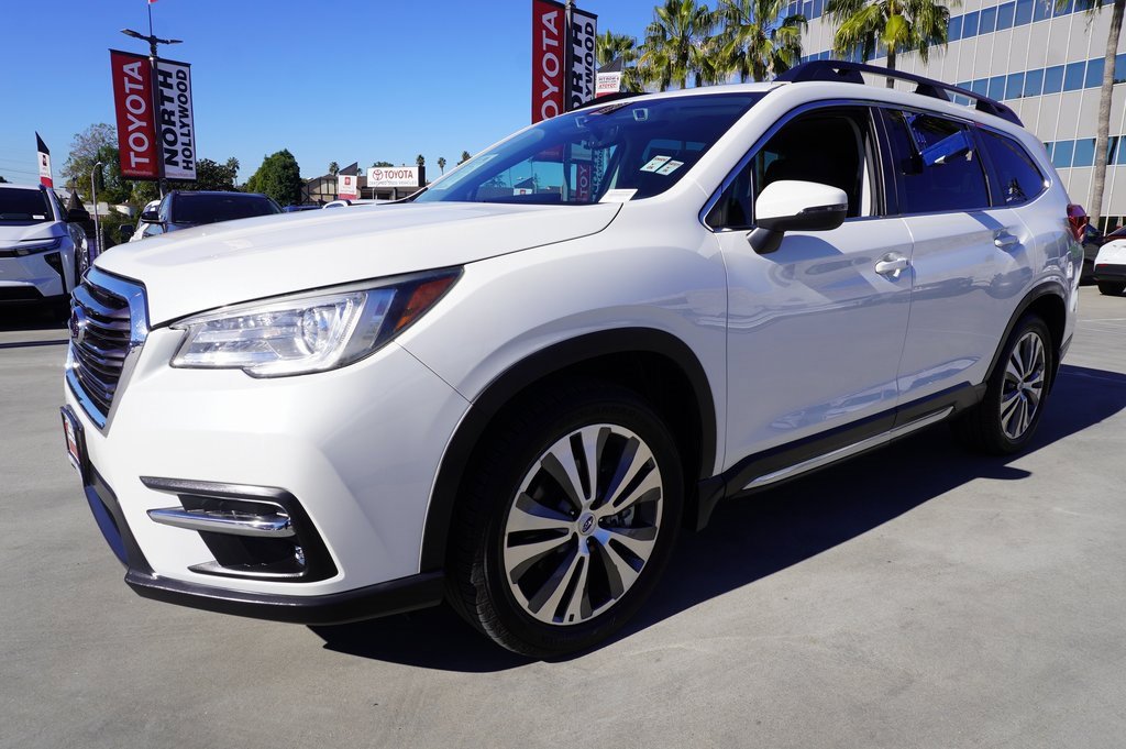 Used 2020 Subaru Ascent Limited w/ Technology Package image 4