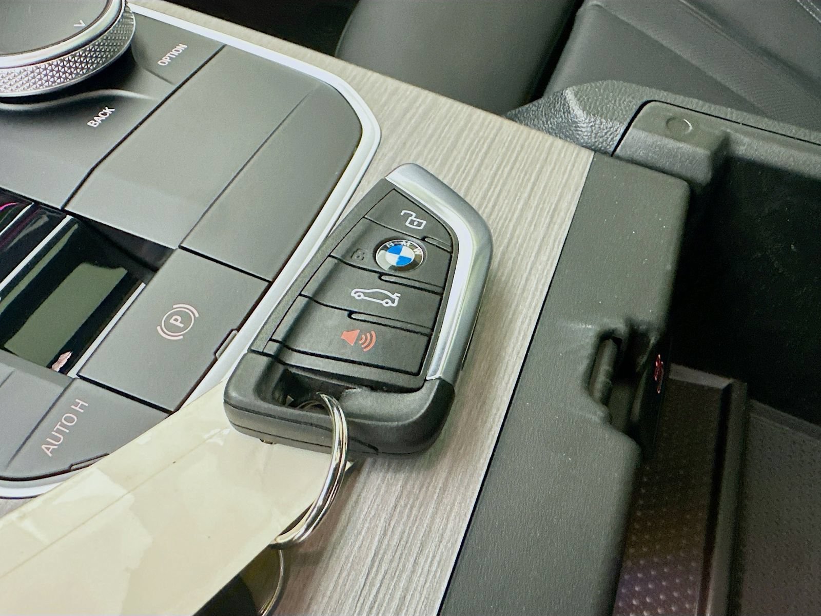 Used 2025 BMW i4 eDrive40 RWD image 30