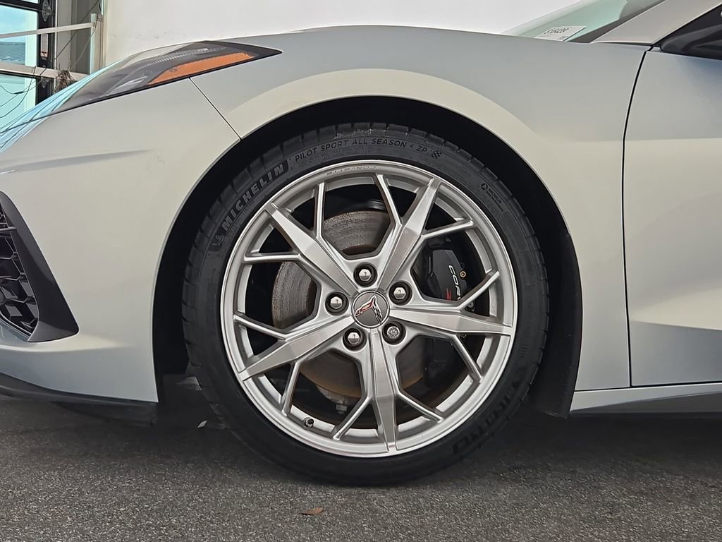 Used 2021 Chevrolet Corvette Stingray Preferred Cpe w/ Z51 Performance Package RWD image 33