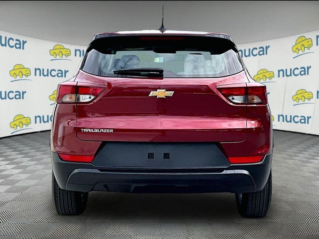 Used 2024 Chevrolet TrailBlazer LS FWD image 5