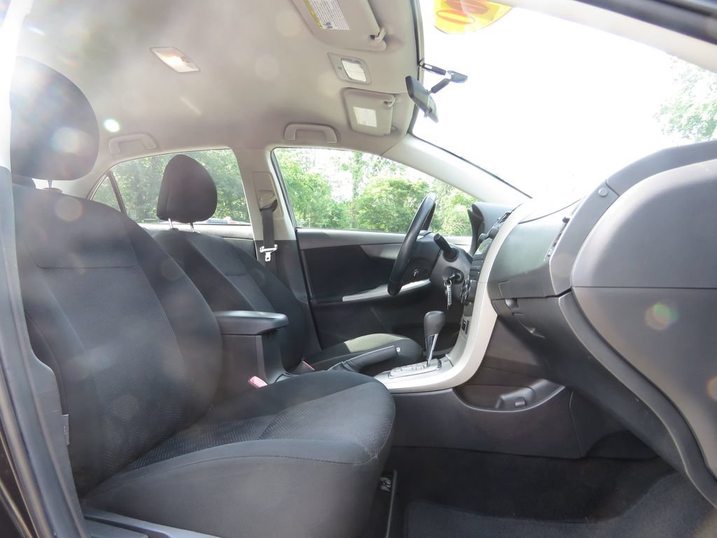 Used 2010 Toyota Corolla S FWD image 13