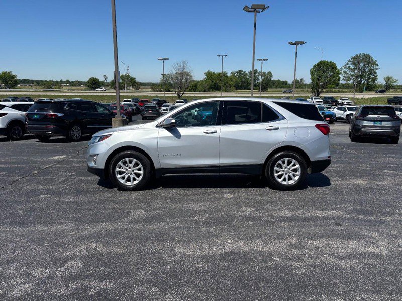 Used 2020 Chevrolet Equinox LT image 2